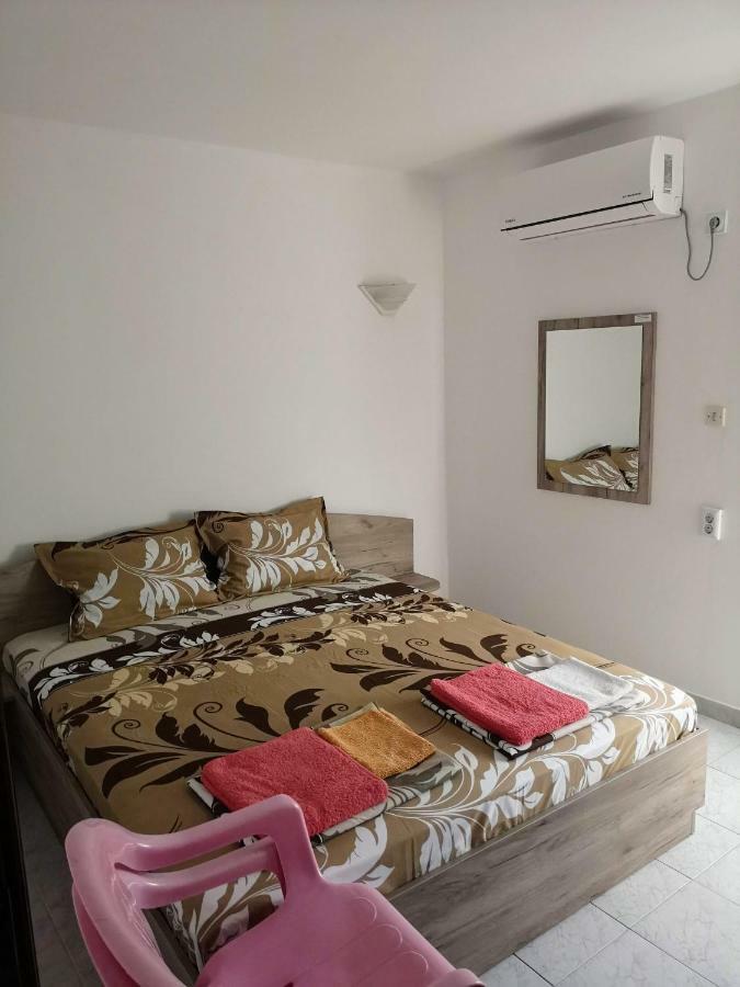 Guestrooms Stoyanovi Черноморець Екстер'єр фото