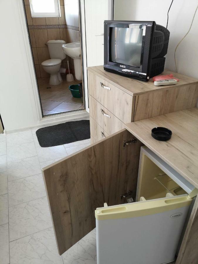 Guestrooms Stoyanovi Черноморець Екстер'єр фото